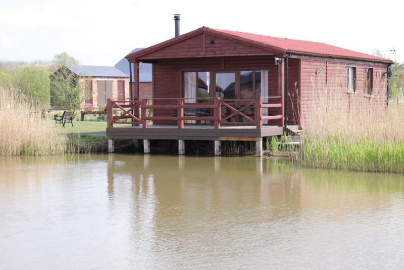 Butterfly Lodge Lakeside Fishing Lodges